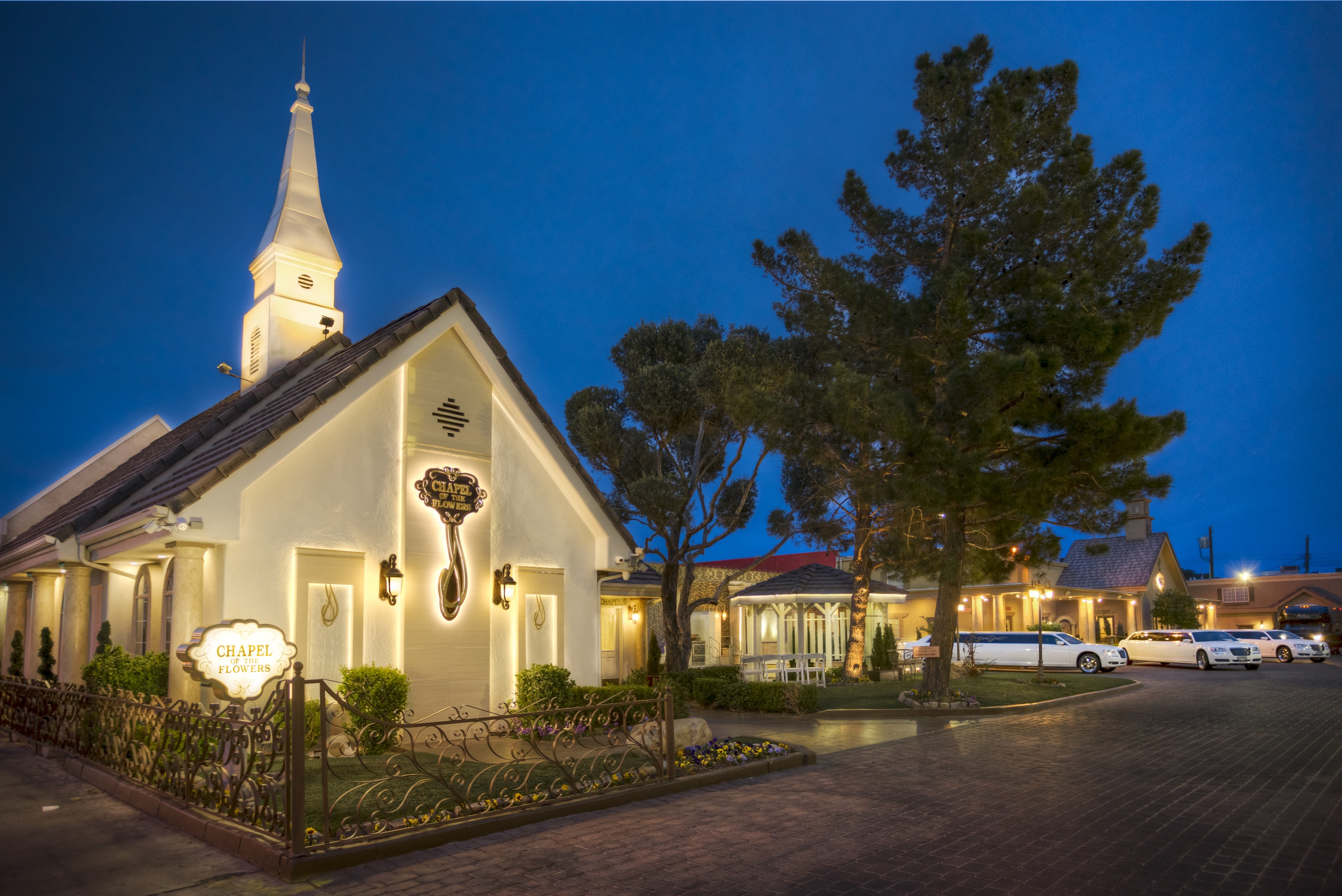 Top Las Vegas Wedding Chapel Chapel Of The Flowers Introduces New Digital Memories Photo Package 